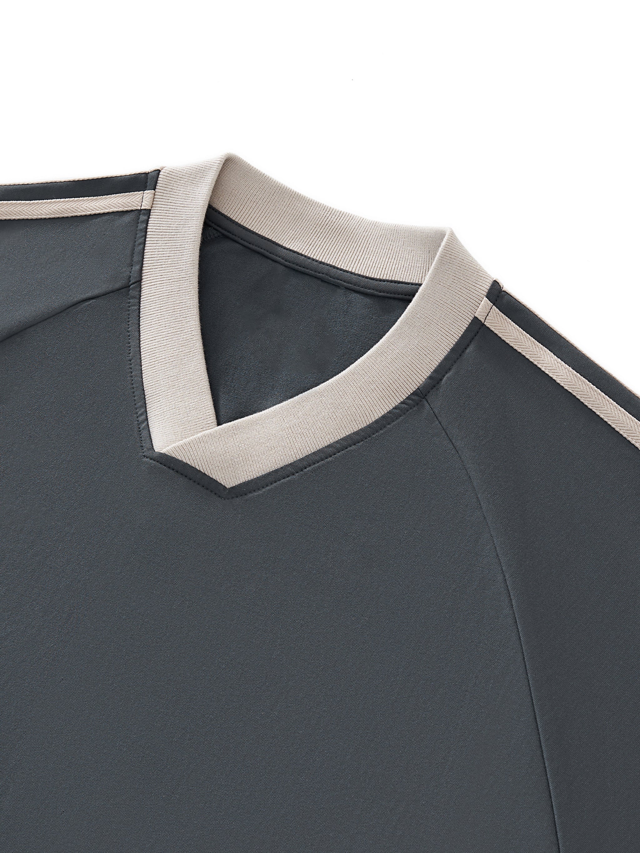 Mooda Color-Block V-Neck Long-Sleeve T-Shirt