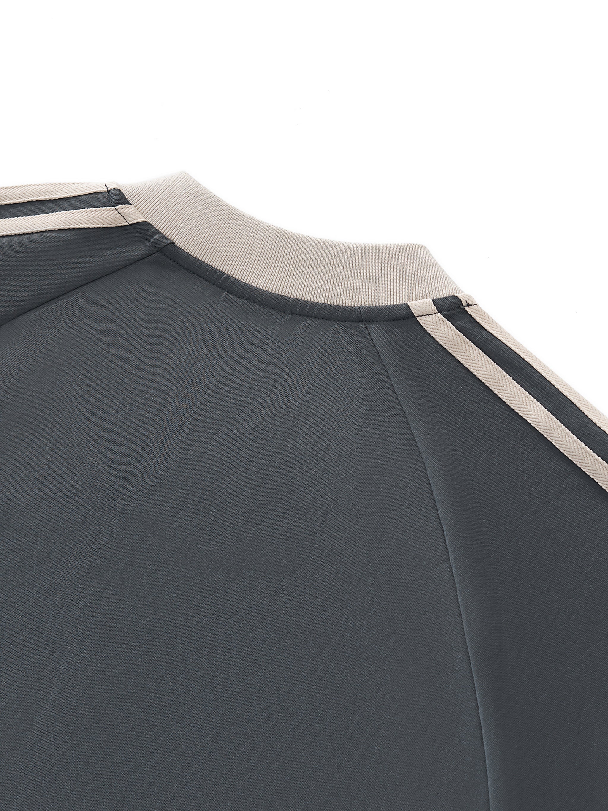 Mooda Color-Block V-Neck Long-Sleeve T-Shirt