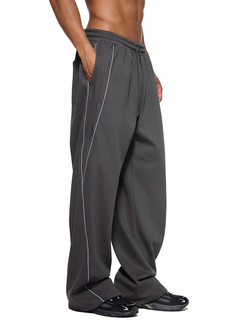 Mooda Reflection Striped Straight-Leg Sweatpants