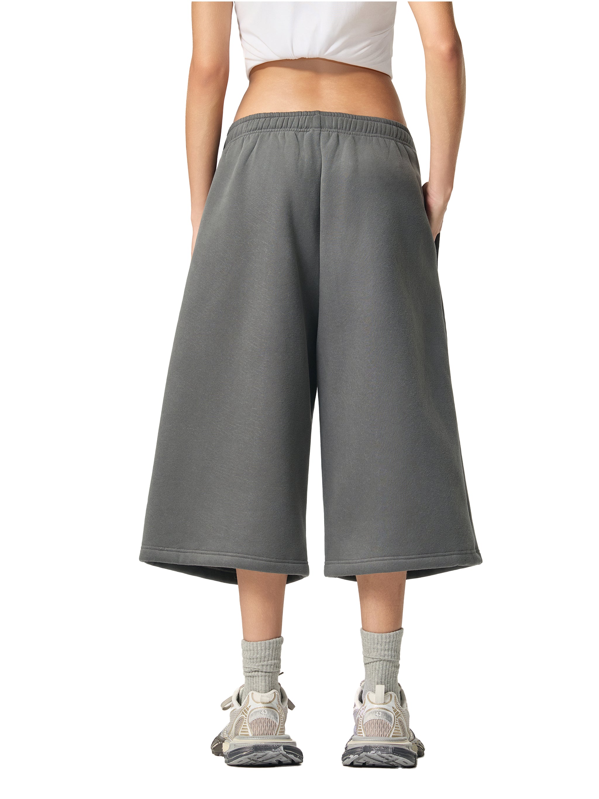 Mooda Relaxed Drawstring 3/4 Sweatpants