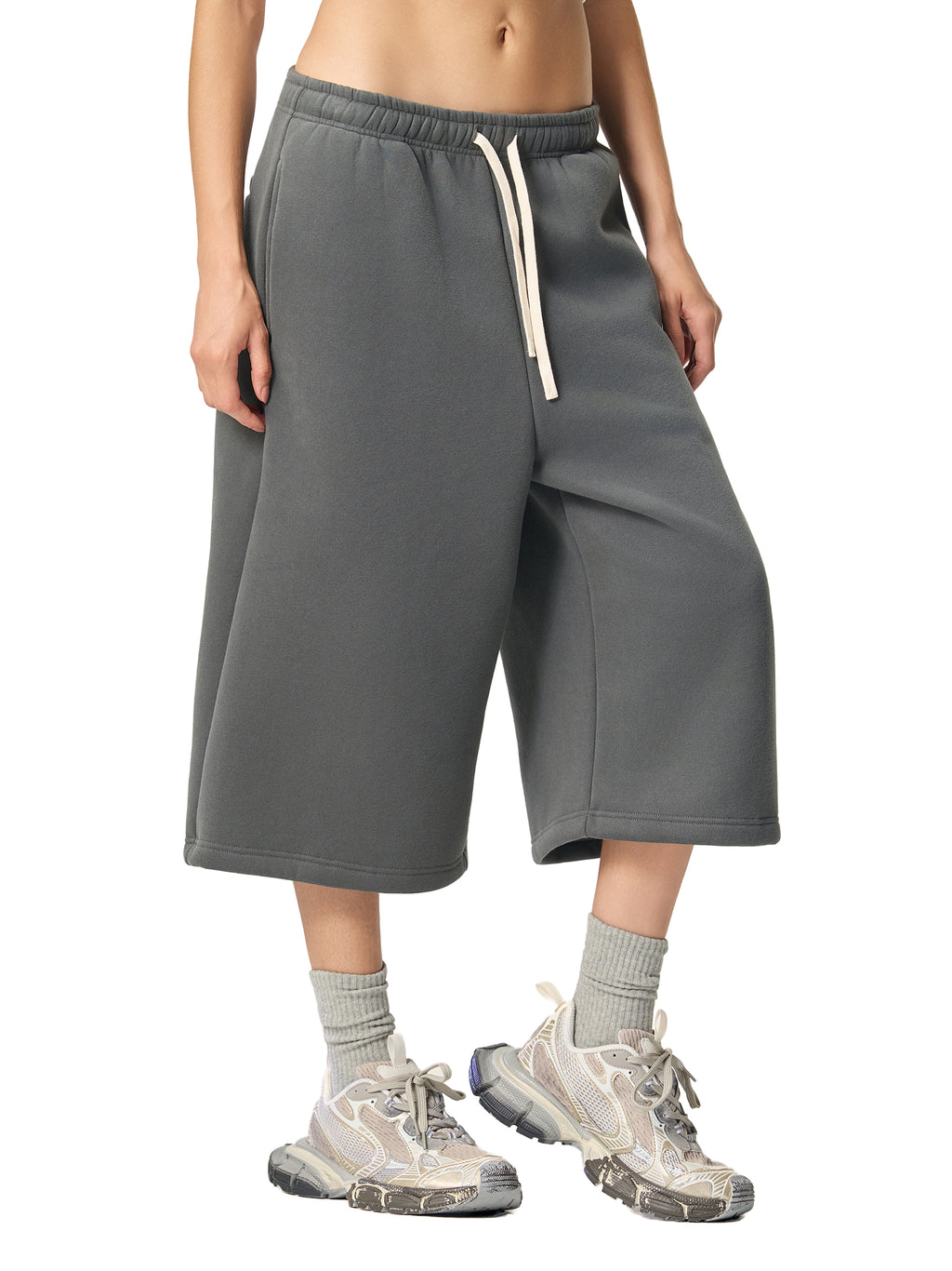 Mooda Relaxed Drawstring 3/4 Sweatpants